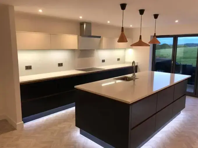 kitchen fitters worcester